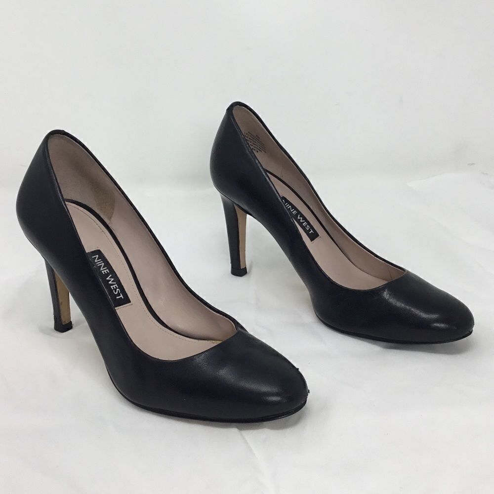 Nine West 'Handjive' Almond Toe Pump B4